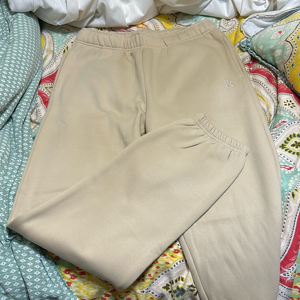 Buffbunny untamed joggers